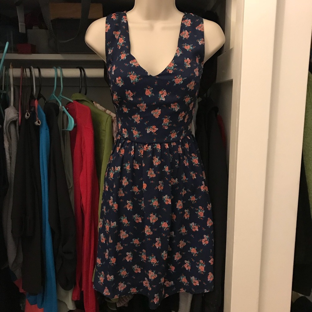 🦋 Sleeveless Floral V Neck Dress, Navy Blue, L